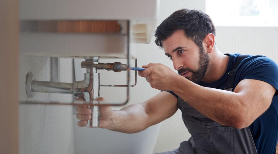 Water heater thermostat replacement in Dayton, NV